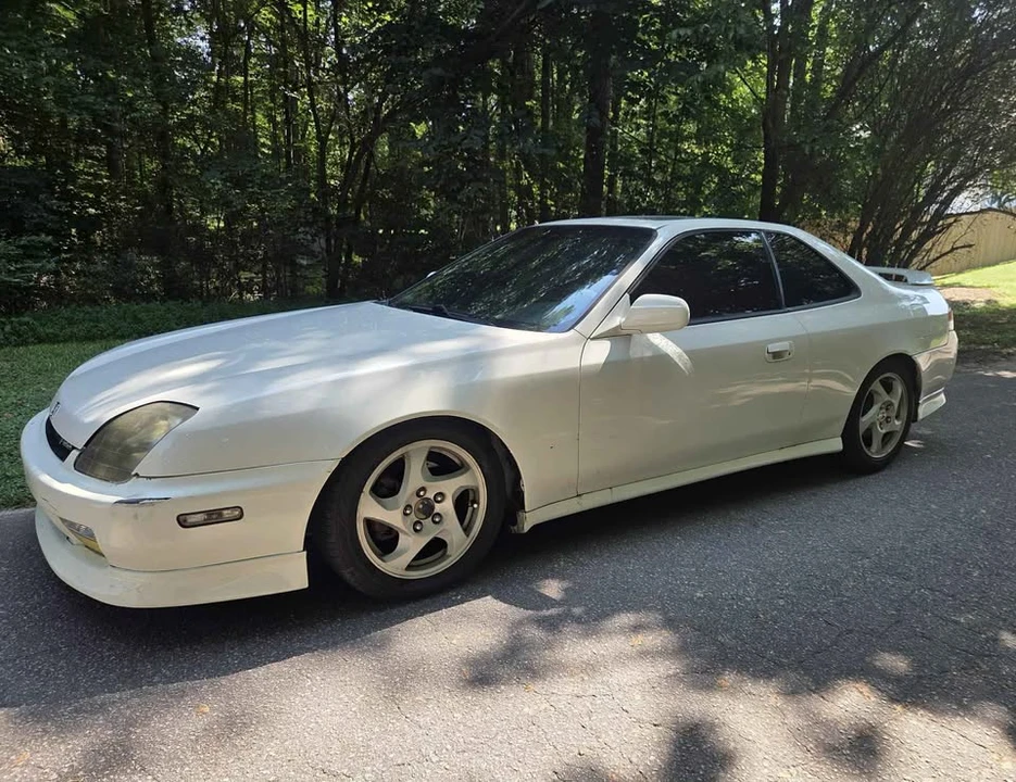 2000 Honda Prelude 5th Gen - Image 2 of 6