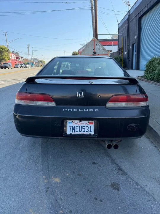 2000 Honda Prelude 5th Gen - Image 2 of 5