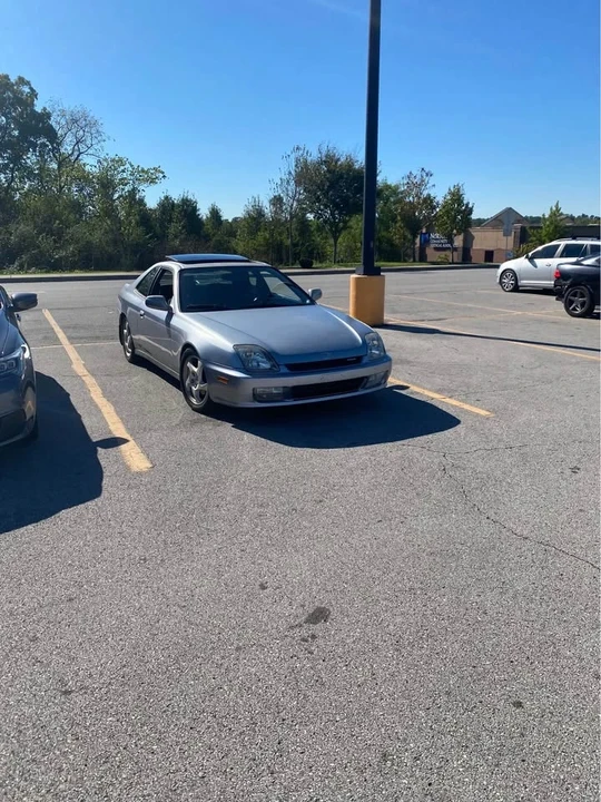 2000 Honda Prelude 5th Gen - Image 2 of 19
