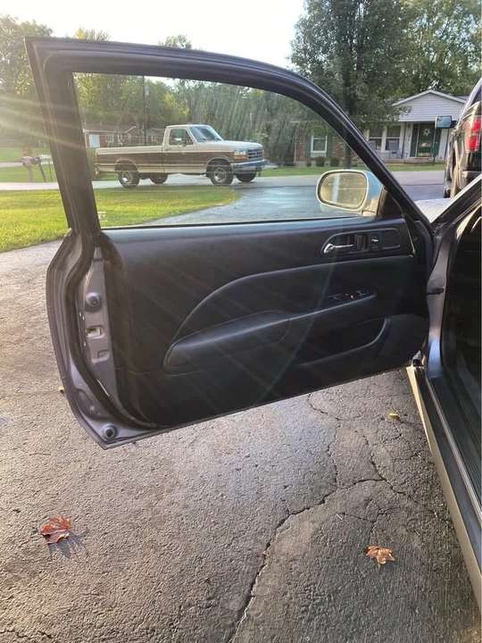 2000 Honda Prelude 5th Gen - Image 10 of 19