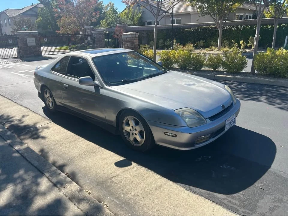 2000 Honda Prelude 5th Gen - Image 2 of 5