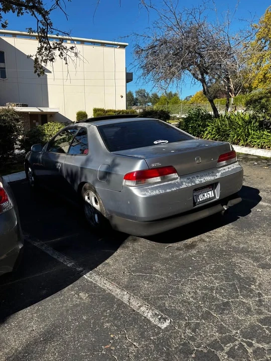 2000 Honda Prelude 5th Gen - Image 3 of 8