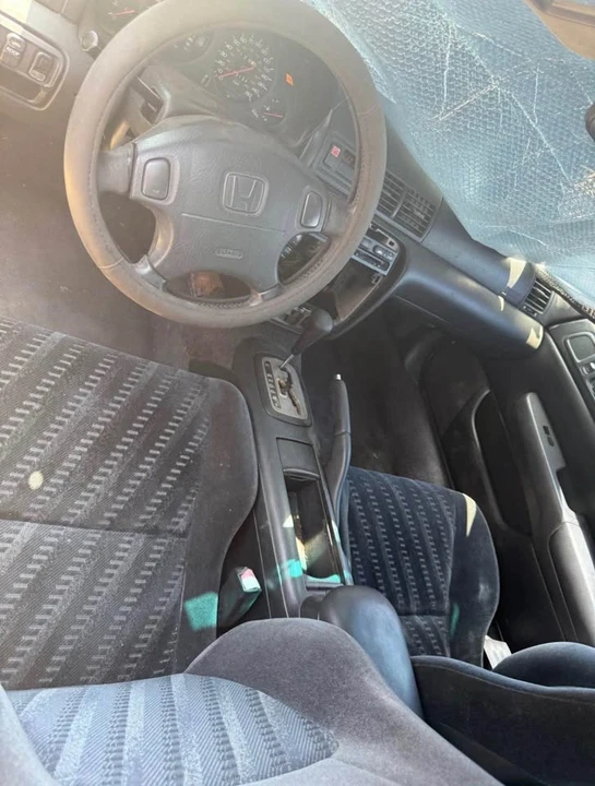 2000 Honda Prelude 5th Gen - Image 6 of 8
