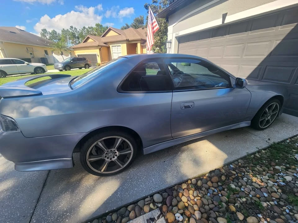2000 Honda Prelude 5th Gen - Image 2 of 3