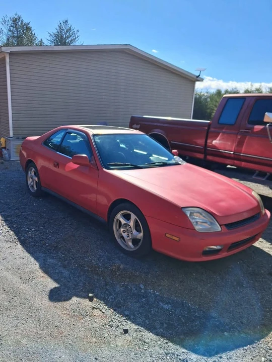 2000 Honda Prelude 5th Gen - Image 2 of 10