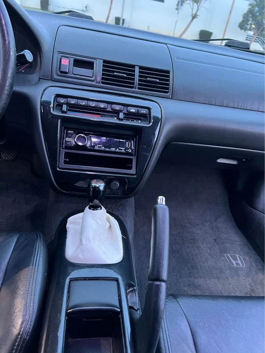 2000 Honda Prelude 5th Gen - Image 9 of 20