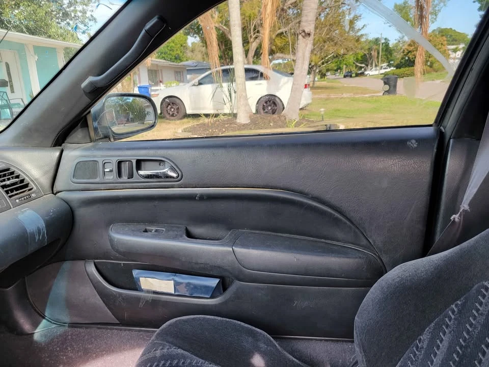 2000 Honda Prelude 5th Gen - Image 9 of 11