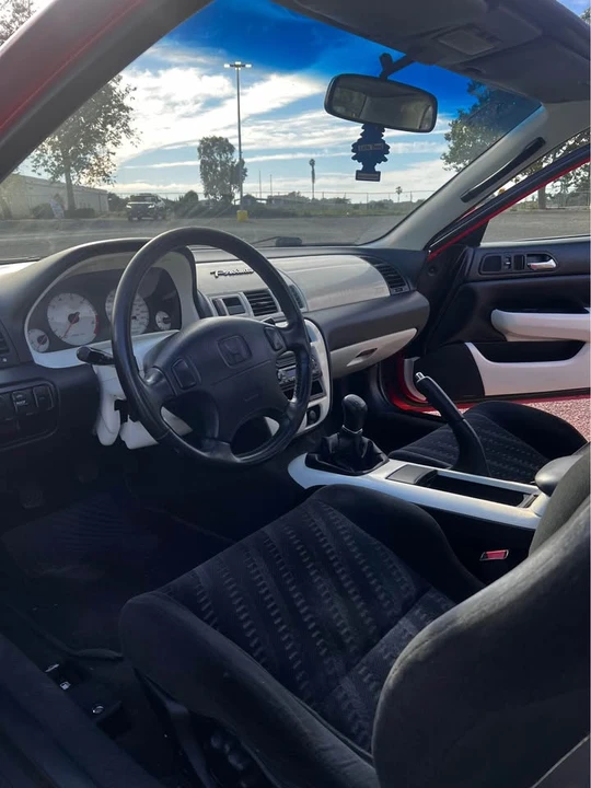 2000 Honda Prelude 5th Gen - Image 9 of 16