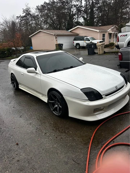 2000 Honda Prelude 5th Gen - Image 2 of 9