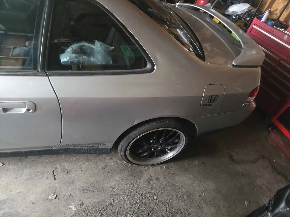 2000 Honda Prelude 5th Gen - Image 3 of 4