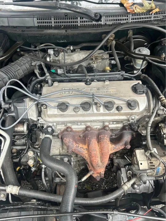 2000 Honda Prelude 5th Gen - Image 2 of 2