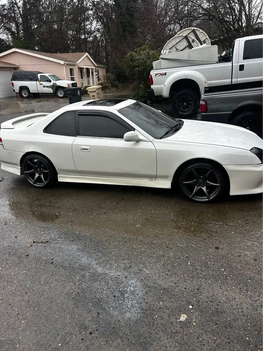 2000 Honda Prelude 5th Gen - Image 4 of 9