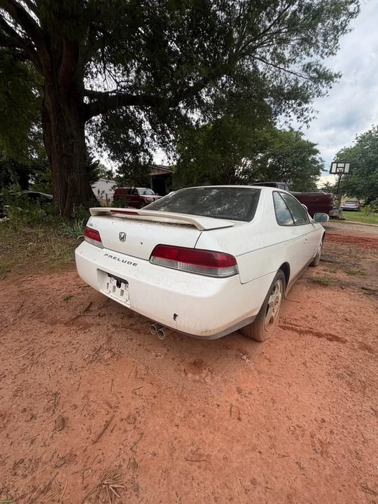 2000 Honda Prelude 5th Gen - Image 4 of 6