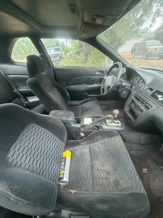 2000 Honda Prelude 5th Gen - Image 6 of 6