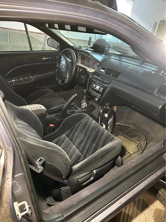 2000 Honda Prelude 5th Gen - Image 9 of 12