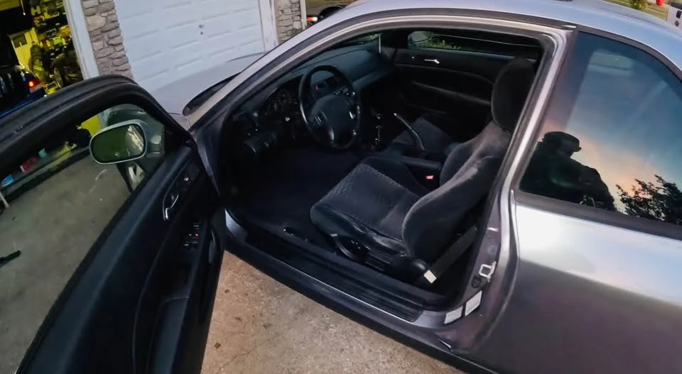 2000 Honda Prelude 5th Gen - Image 14 of 19