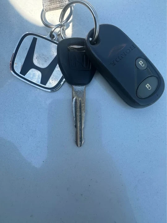 2000 Honda Prelude 5th Gen - Image 6 of 7