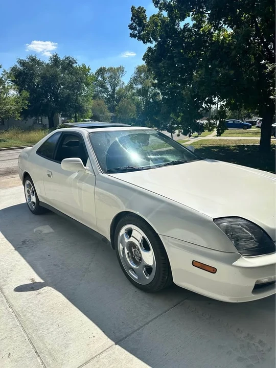 2000 Honda Prelude 5th Gen - Image 3 of 7