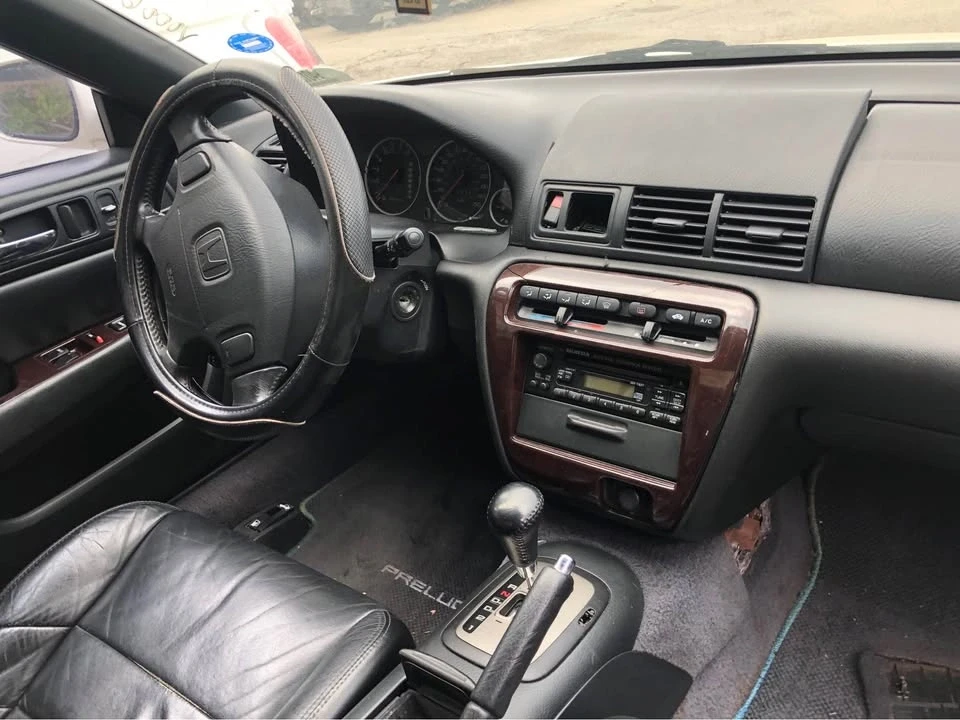 2000 Honda Prelude 5th Gen - Image 11 of 20