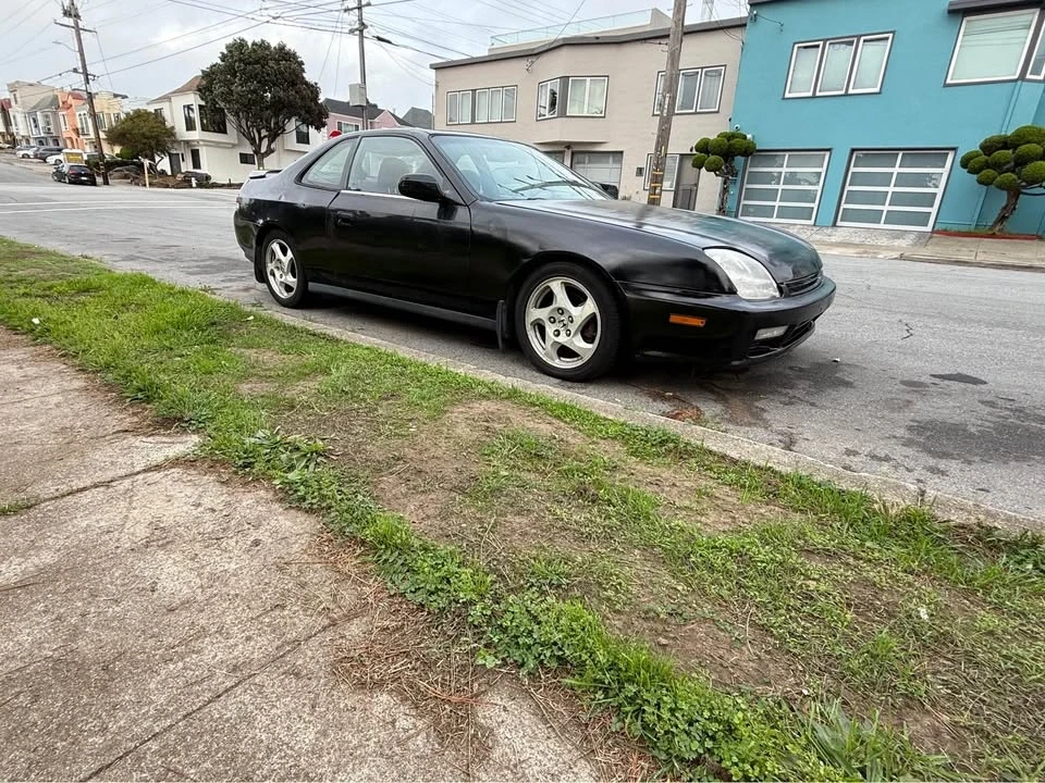 2000 Honda Prelude 5th Gen - Image 2 of 10