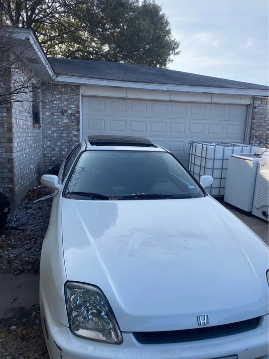 2000 Honda Prelude 5th Gen - Image 2 of 17