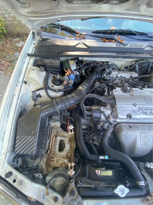 2000 Honda Prelude 5th Gen - Image 16 of 17