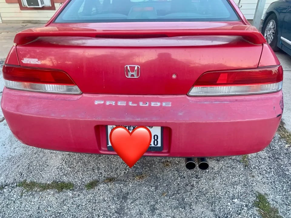 2000 Honda Prelude 5th Gen - Image 2 of 8