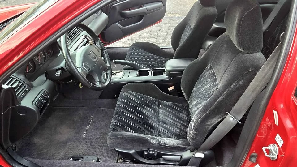 2000 Honda Prelude 5th Gen - Image 14 of 19