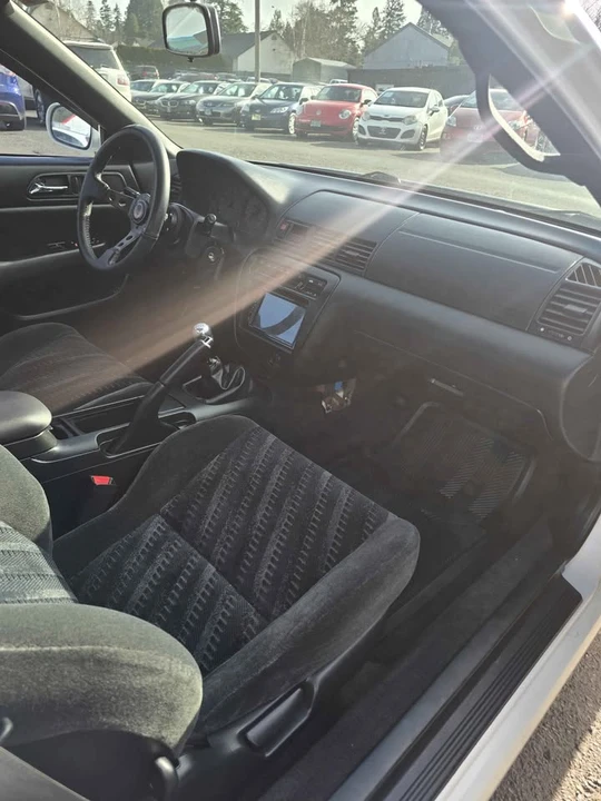 2000 Honda Prelude 5th Gen - Image 10 of 16