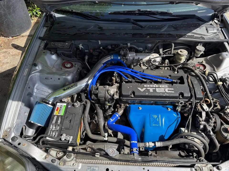 2000 Honda Prelude 5th Gen - Image 3 of 3