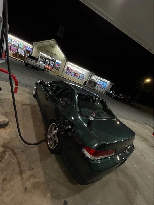 2000 Honda Prelude 5th Gen - Image 2 of 2