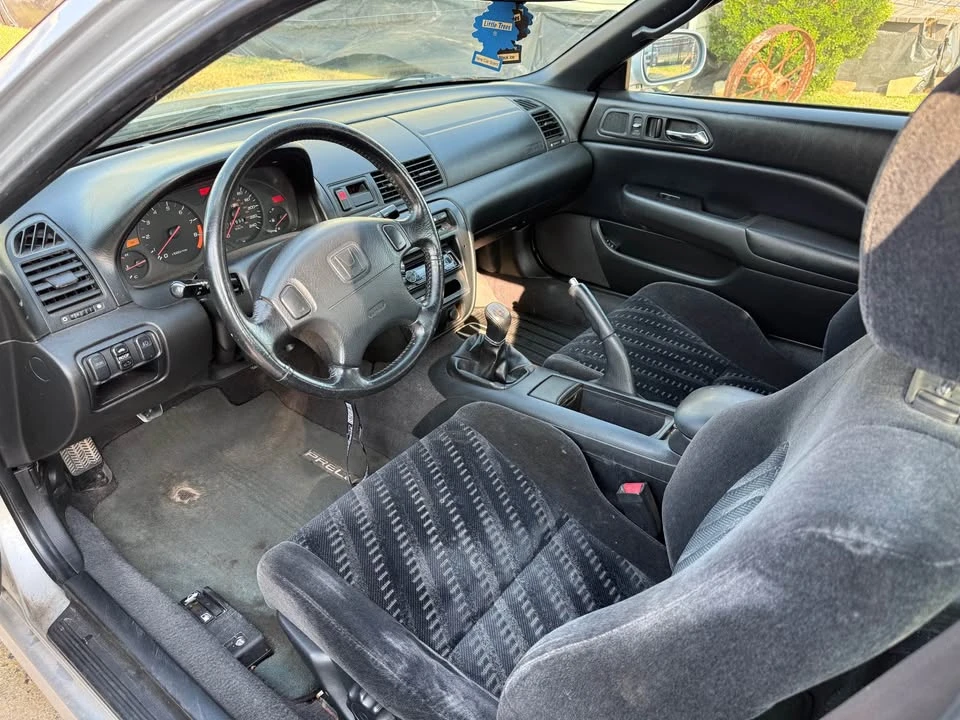 2000 Honda Prelude 5th Gen - Image 6 of 10