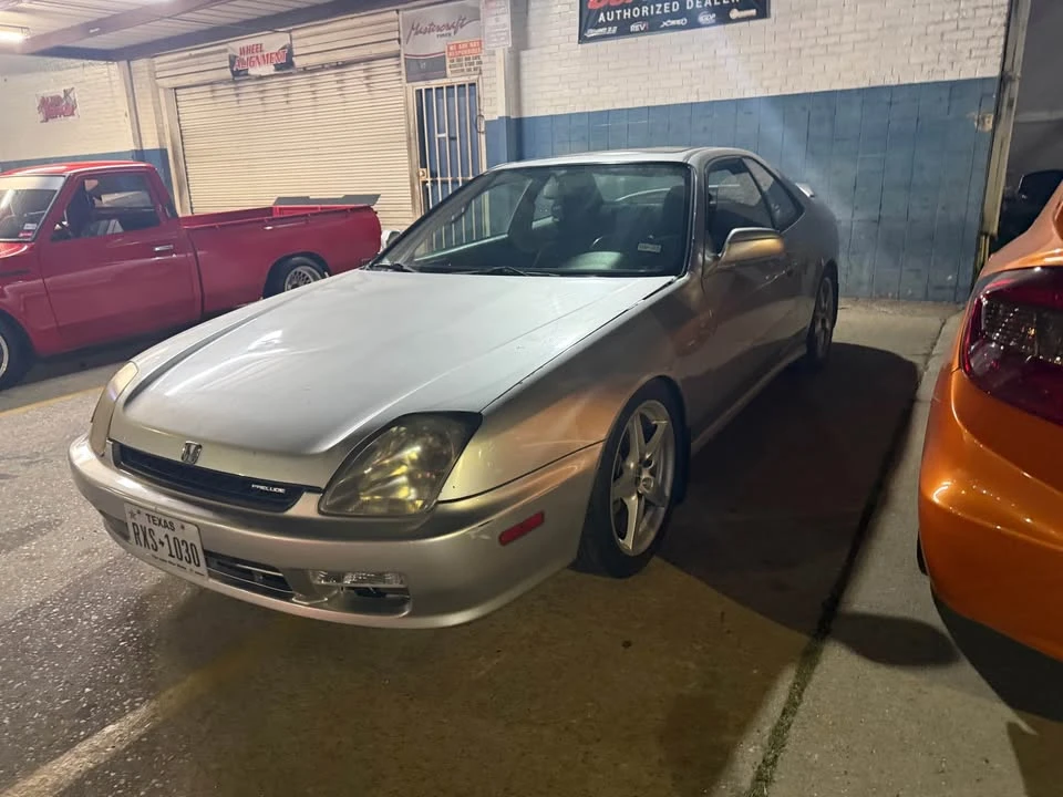 2000 Honda Prelude 5th Gen - Image 9 of 10
