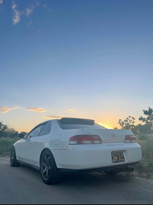 2000 Honda Prelude 5th Gen - Image 3 of 7