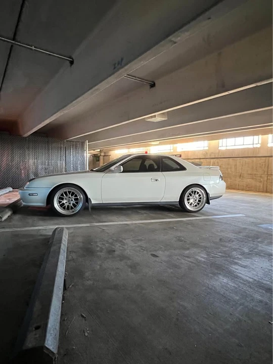 2000 Honda Prelude 5th Gen - Image 2 of 12