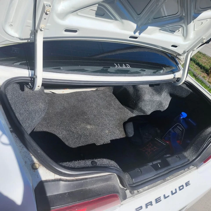 2000 Honda Prelude 5th Gen - Image 6 of 9