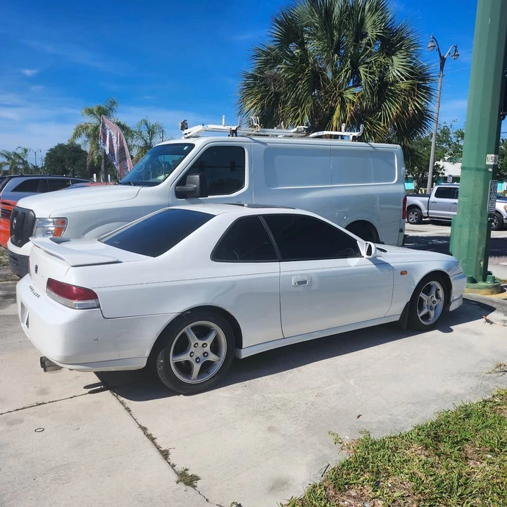 2000 Honda Prelude 5th Gen - Image 5 of 9