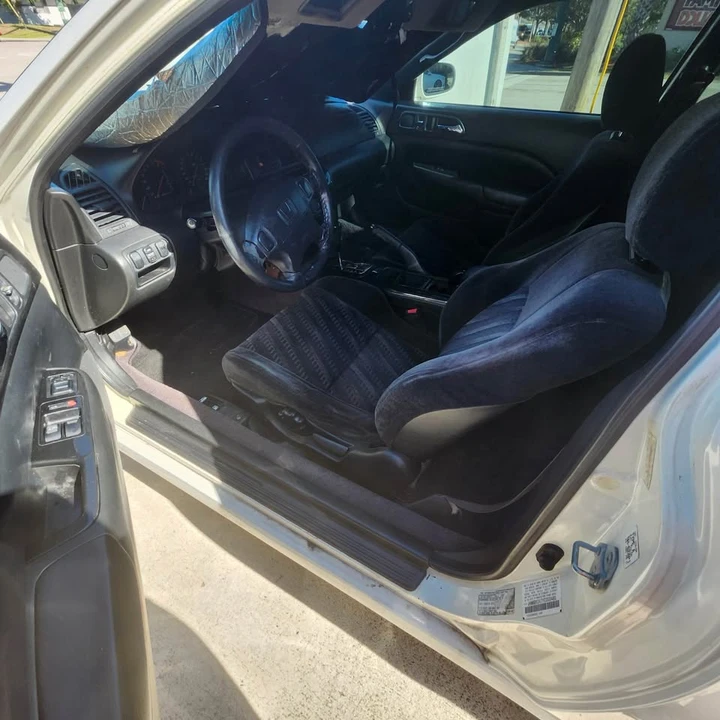 2000 Honda Prelude 5th Gen - Image 9 of 9