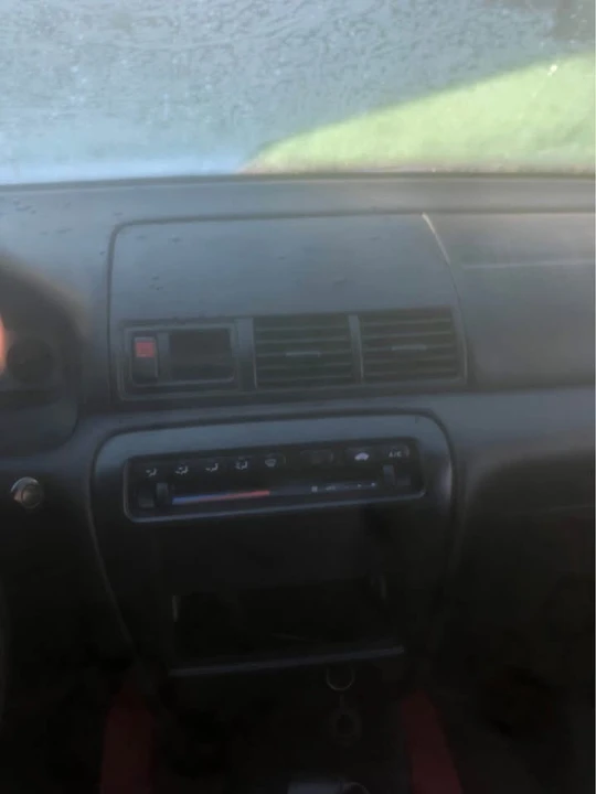 2000 Honda Prelude 5th Gen - Image 10 of 10