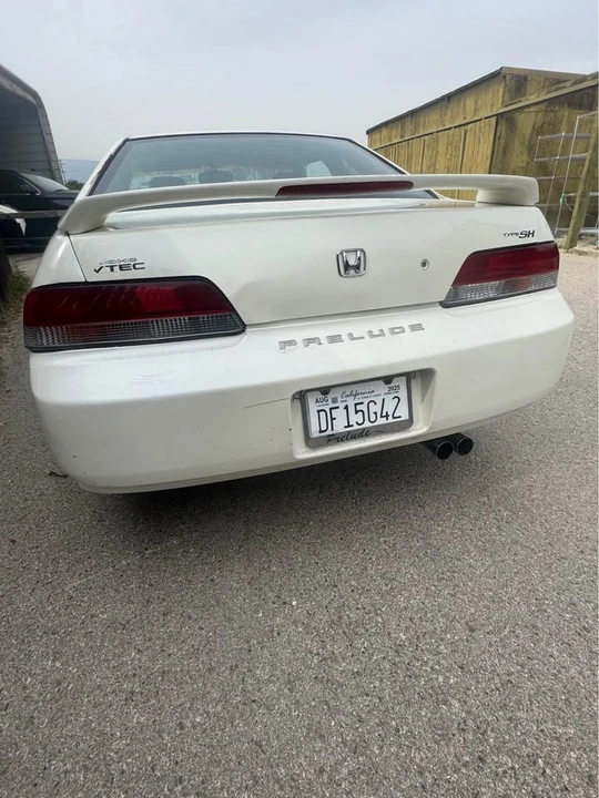 2000 Honda Prelude 5th Gen - Image 2 of 6