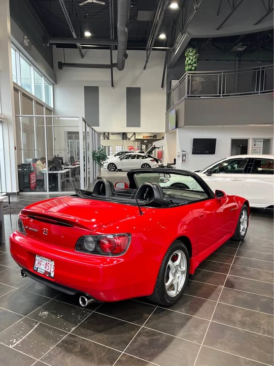2000 Honda AP1 S2000 - Image 2 of 5
