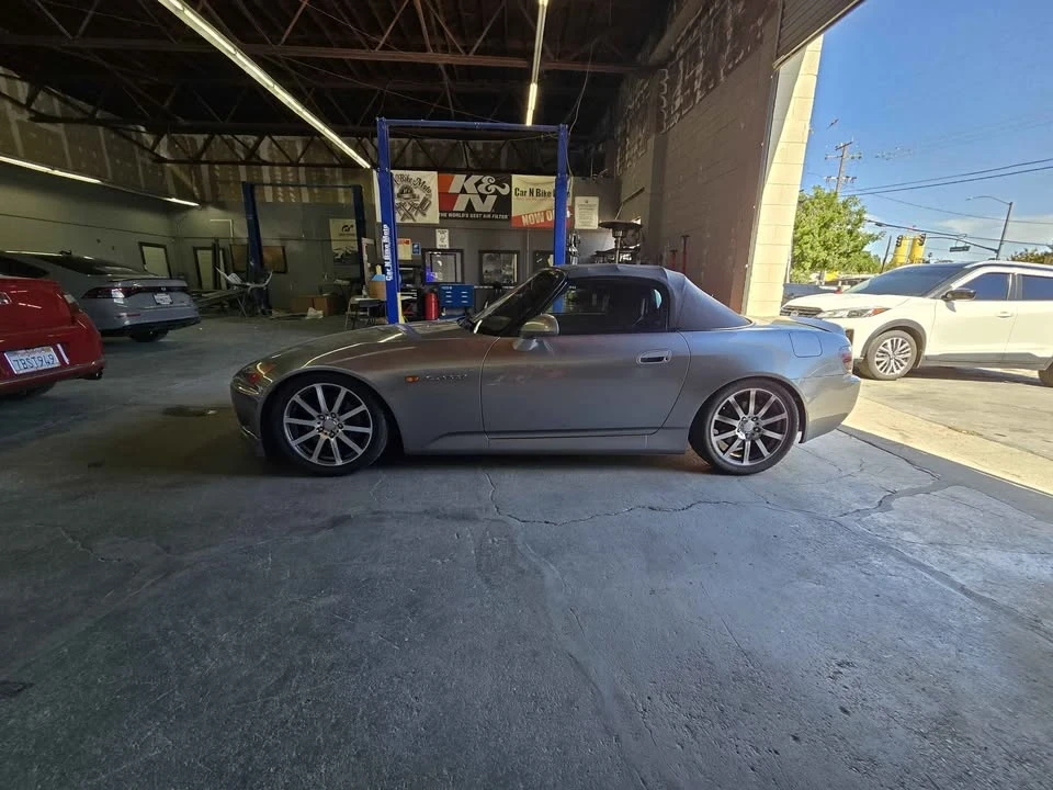 2000 Honda AP1 S2000 - Image 2 of 4