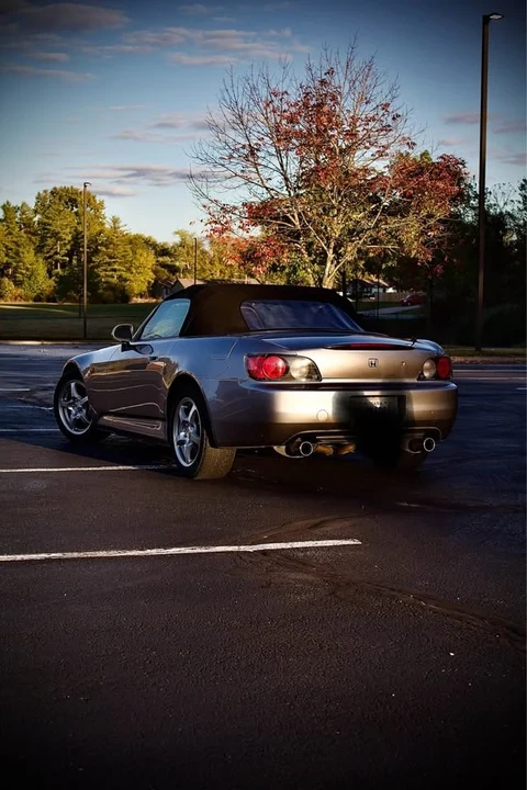 2000 Honda AP1 S2000 - Image 2 of 9