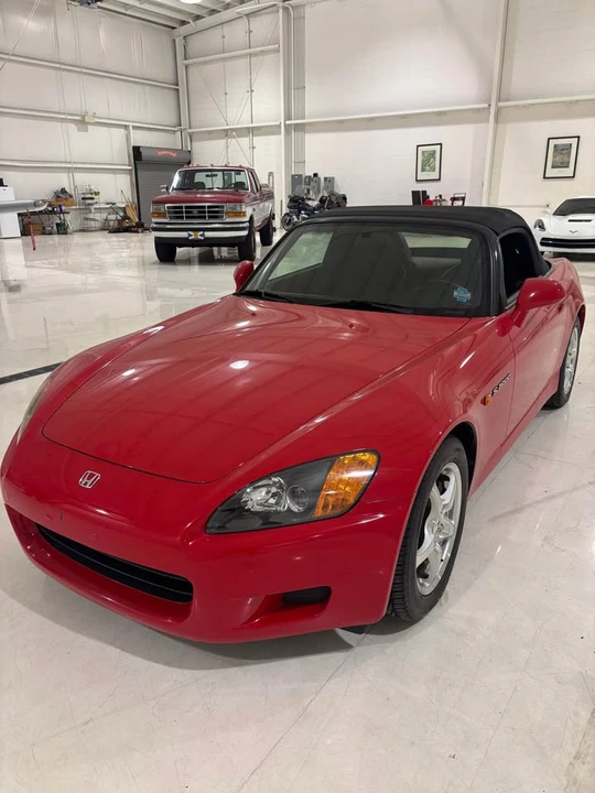 2000 Honda AP1 S2000 - Image 2 of 16