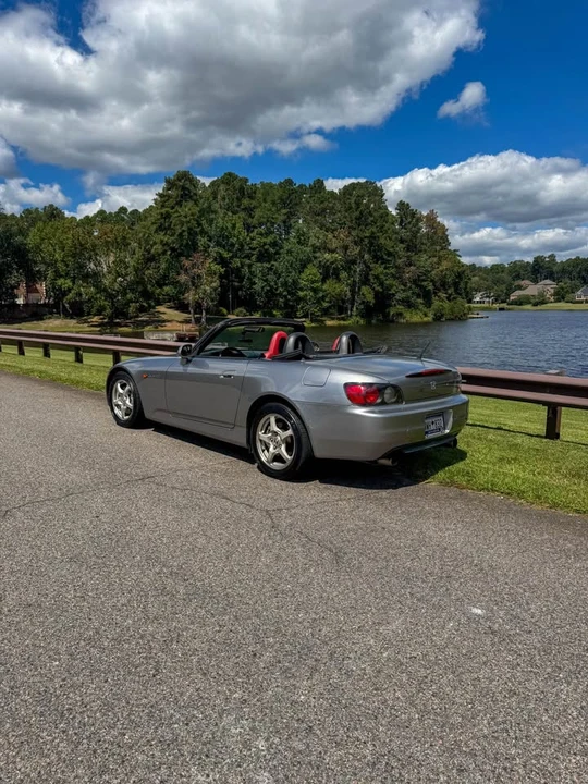 2000 Honda AP1 S2000 - Image 2 of 4