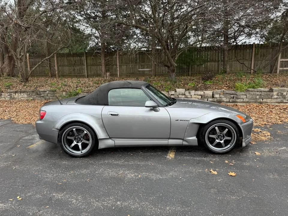 2000 Honda AP1 S2000 - Image 2 of 10