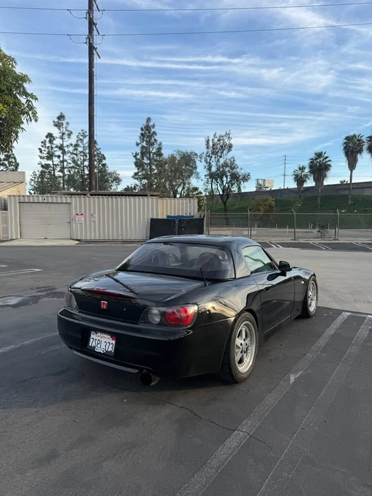 2000 Honda AP1 S2000 - Image 2 of 9