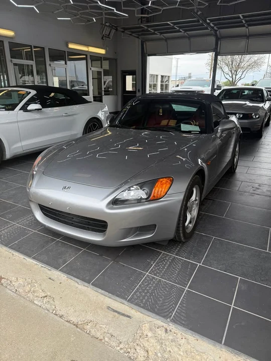 2000 Honda AP1 S2000 - Image 2 of 8