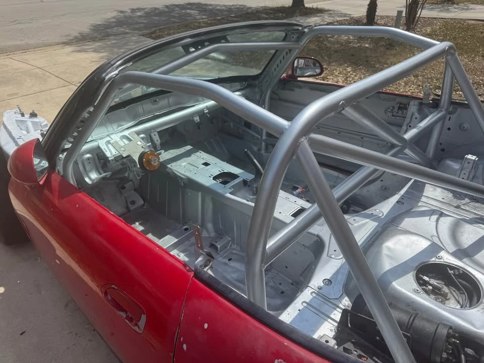 2000 Honda AP1 S2000 - Image 2 of 10