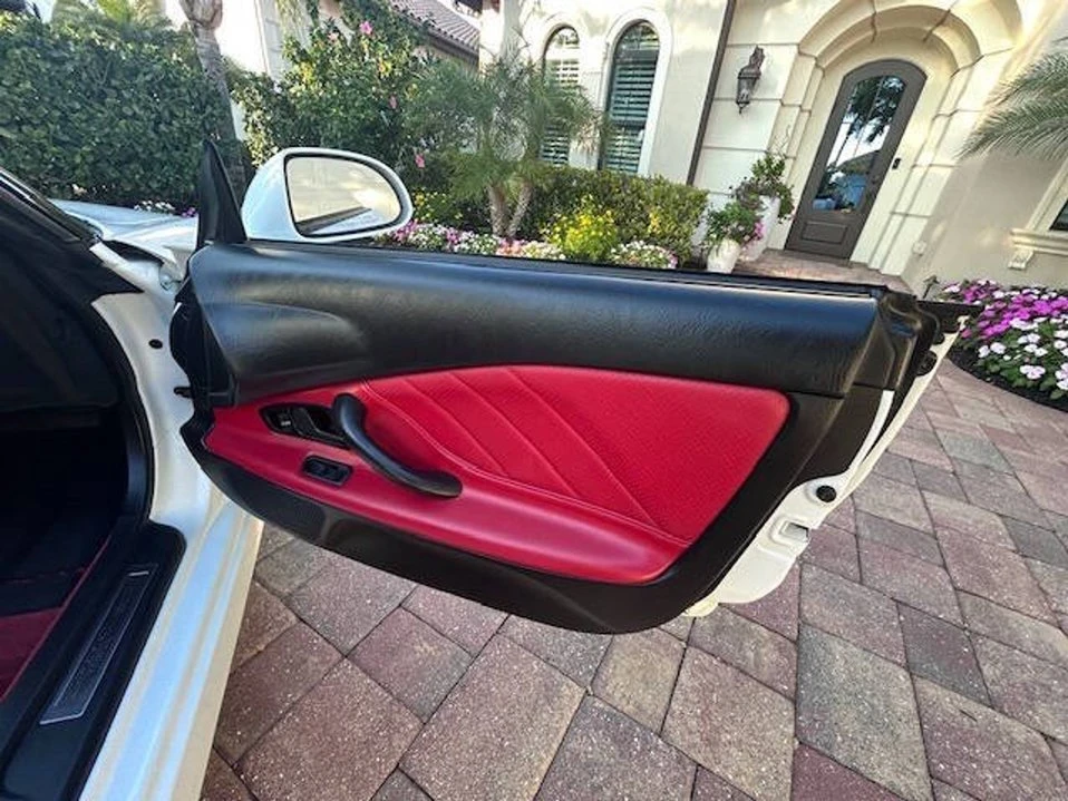 2000 Honda AP1 S2000 - Image 10 of 19
